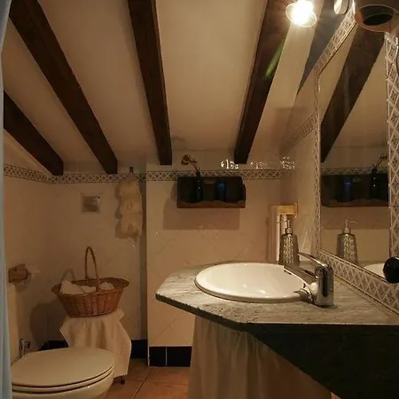 Comfortable In With Balcony And View شقة *