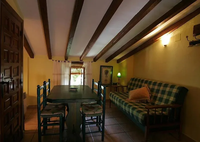 Comfortable In With Balcony And View * Robledillo De Gata